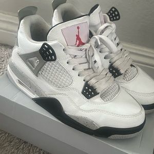 Jordan 4 Size 7 EUC